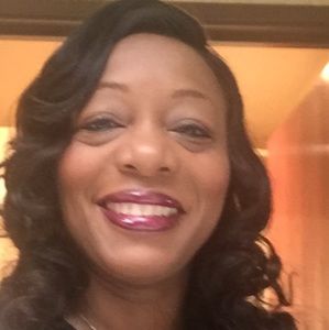 Meet your Posher, Paula